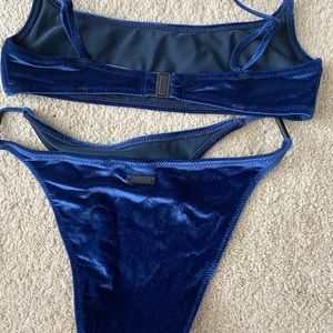 Triangl velvet bikini. Small. Worn once. Navy blue
